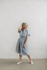 Loose ruffled linen dress