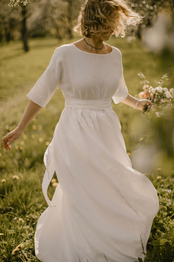 Bridal clothes and linens discount