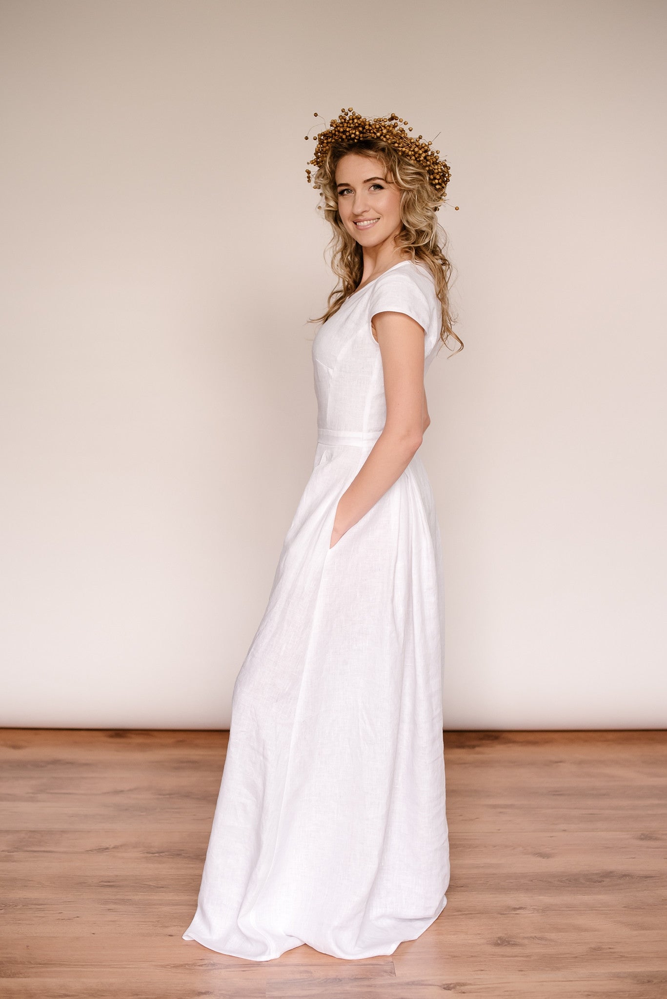 A-Line Linen Wedding Dress. Handcrafted. World Wide Shipping.
