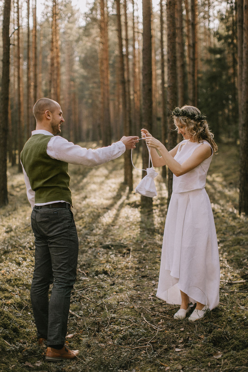 Linen Wedding Reticule. Handcrafted by Linen Wedding Dress team.