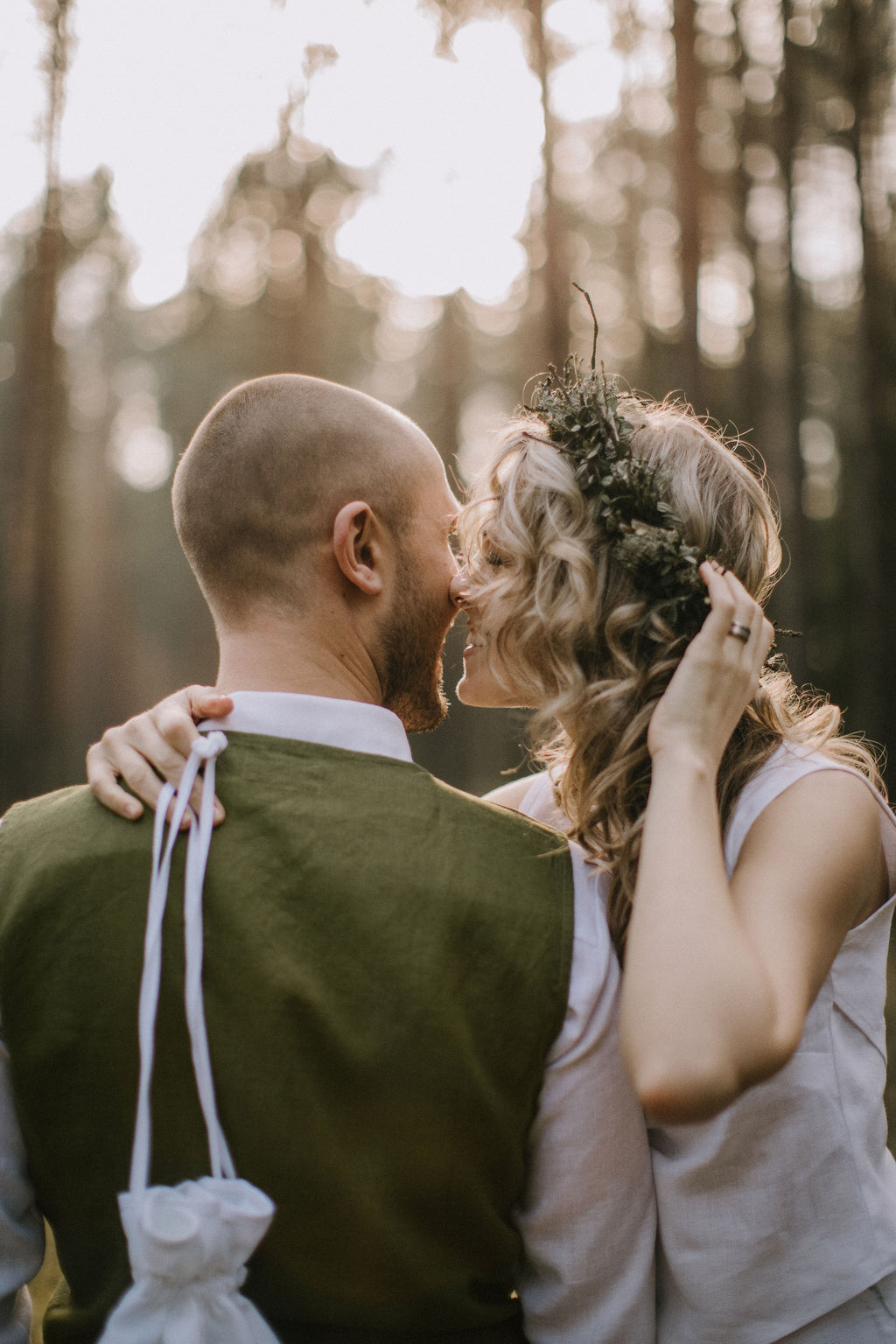 Linen Wedding Reticule. Handcrafted by Linen Wedding Dress team.