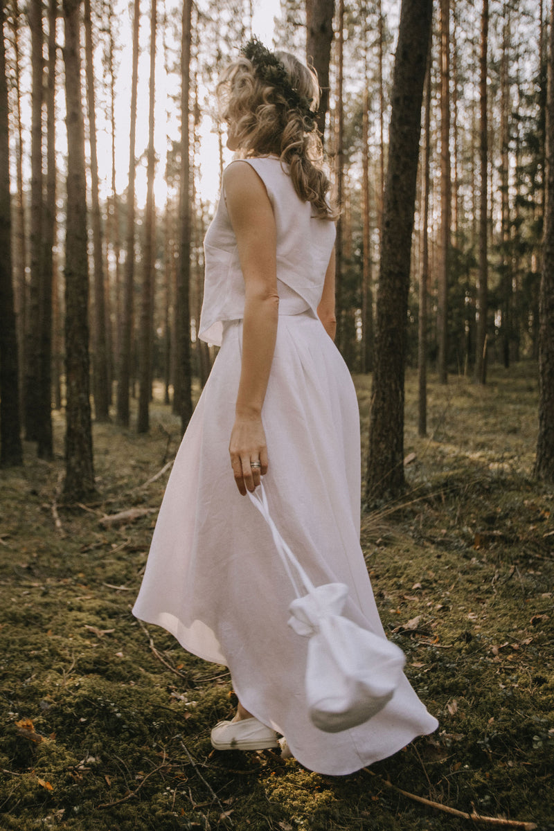 Linen Wedding Reticule. Handcrafted by Linen Wedding Dress team.